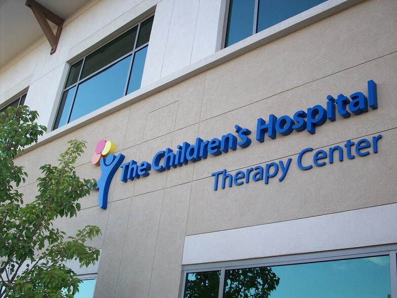 More Photos Of 19284 Cottonwood Dr, Parker Medical For Lease