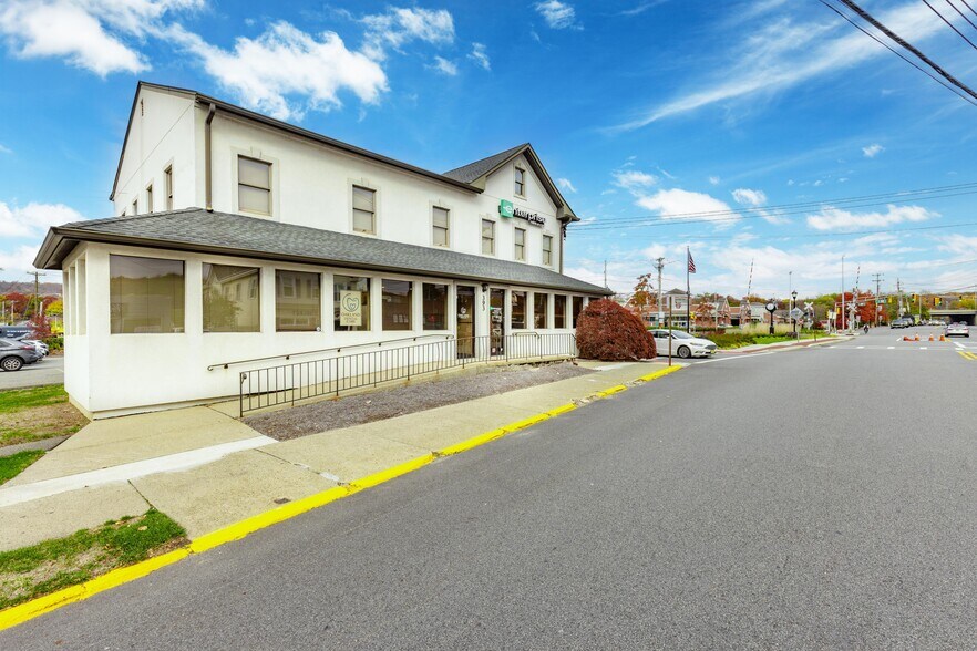 More Photos Of 393 Ramapo Valley Rd, Oakland Office Residential For Sale
