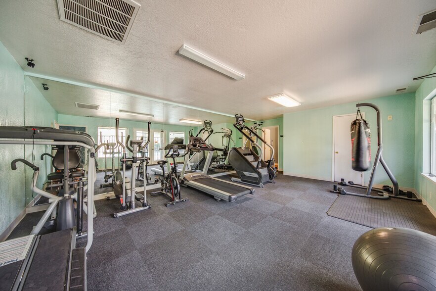 More Photos Of 602-710 Wimbledon Dr, Lodi Apartments For Sale