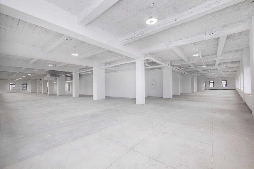 More Photos Of 40 Rector St, New York Office For Lease