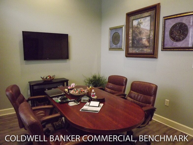 More Photos Of 10175 Fortune Pky, Jacksonville Medical For Lease