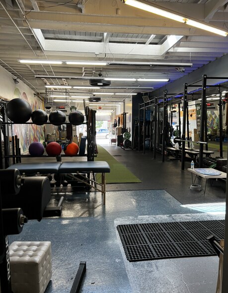 More Photos Of 566 Folsom St, San Francisco Flex For Sale