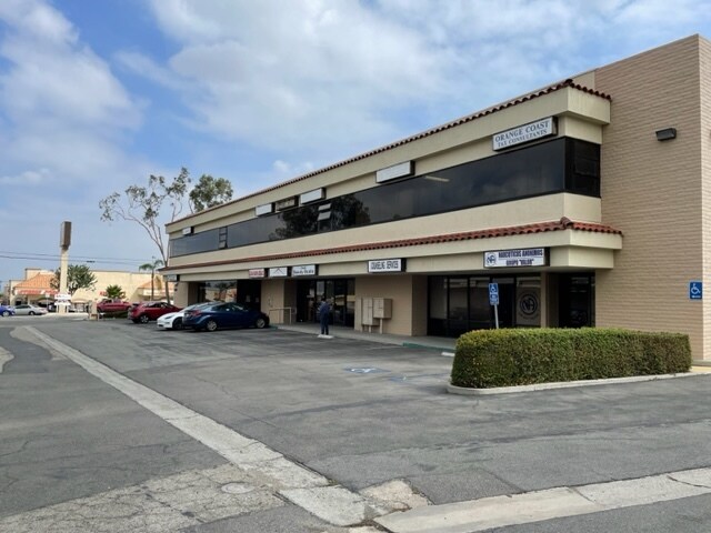 More Photos Of 1450 W 6th St, Corona Unknown For Lease