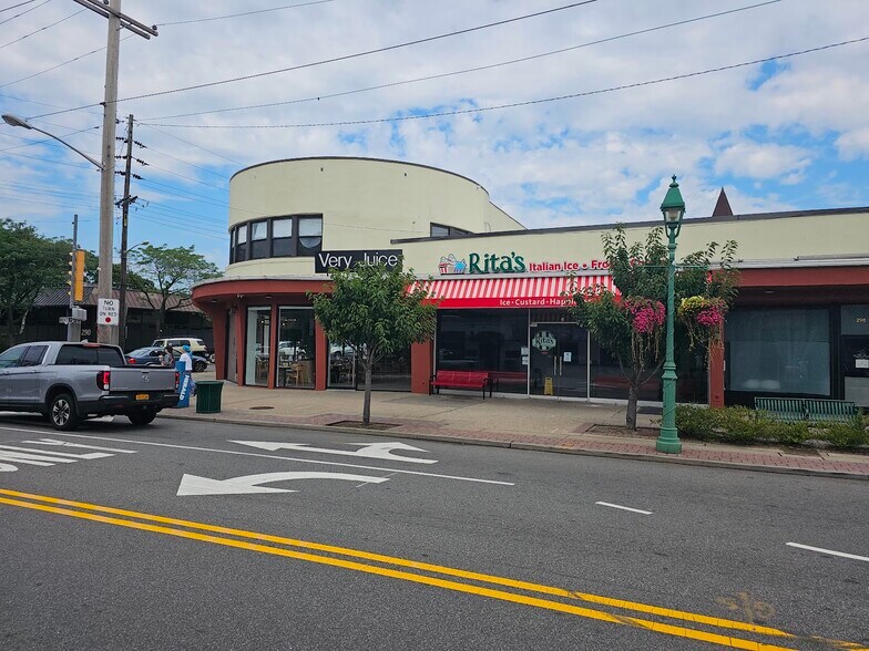 More Photos Of 330 Central Ave, Lawrence Storefront For Lease