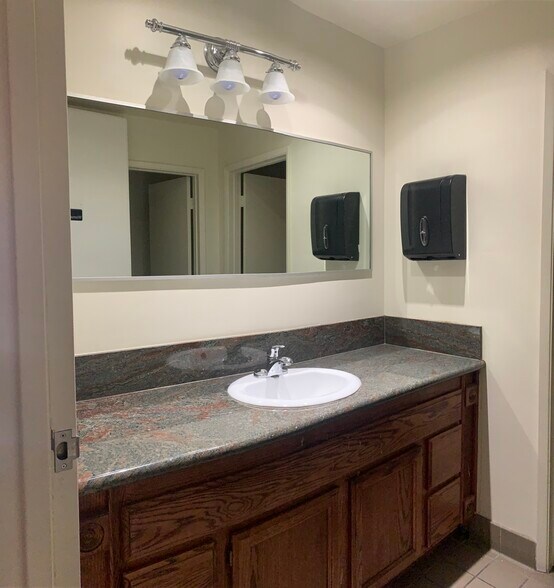 More Photos Of 1151 Duryea Ave, Irvine Office For Lease