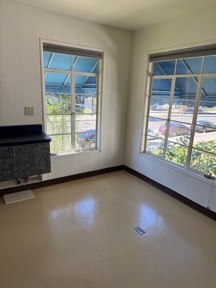 Primary Photo Of 2151 Santa Clara Ave, Alameda Office For Lease