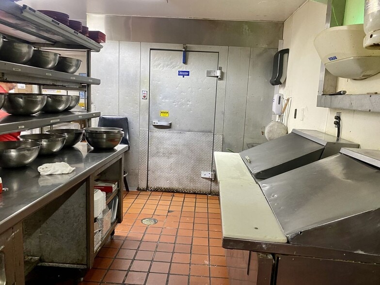 More Photos Of 720 S Main St, Adrian Restaurant For Sale