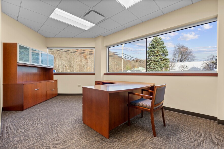 More Photos Of 650 Danbury Rd, Ridgefield Office For Sale