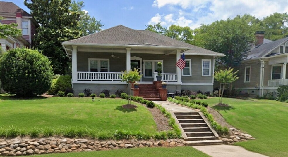 Primary Photo Of 173 Pierce Ave, Macon-Bibb Office Residential For Lease
