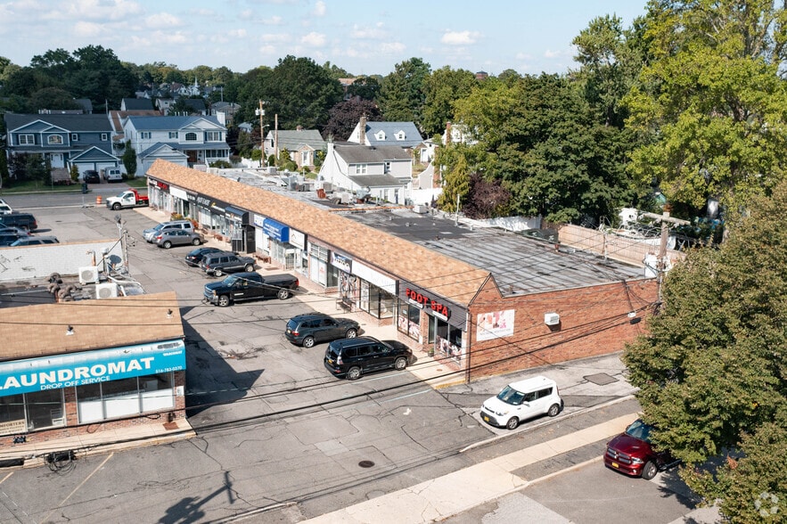 More Photos Of 2803-2815 Merrick Rd, Bellmore Unknown For Lease