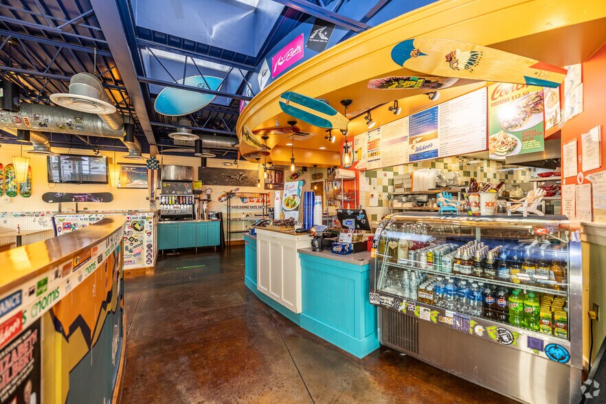 More Photos Of 1233 S Colorado Blvd, Denver General Retail For Lease