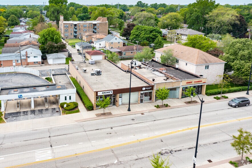 More Photos Of 4409-4413 Oakton St, Skokie General Retail For Sale