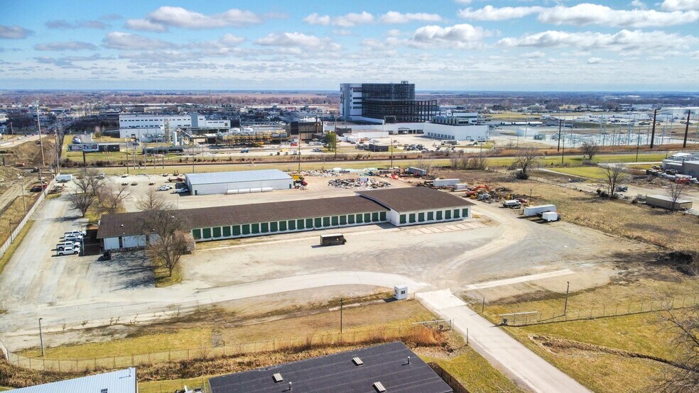 More Photos Of 106 Mooney Dr, Bourbonnais Warehouse For Lease