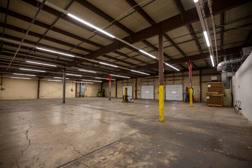 More Photos Of 939 Main St, Vandling Warehouse For Lease
