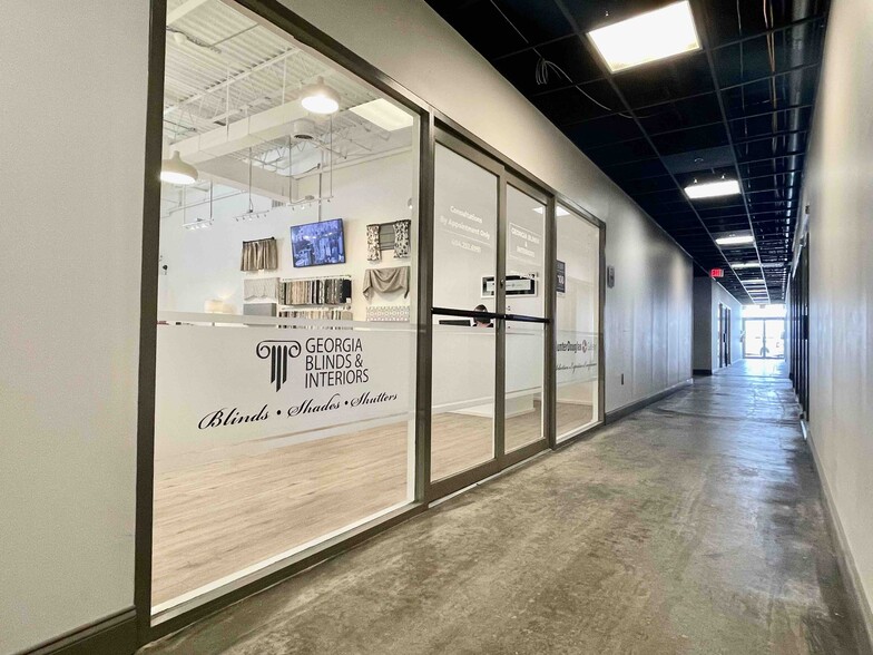 More Photos Of 690 Miami Cir NE, Atlanta Storefront For Lease