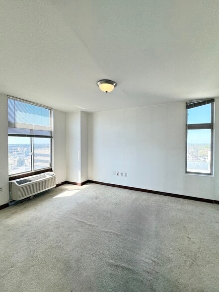 More Photos Of 28 Allegheny Ave, Towson Apartments For Sale