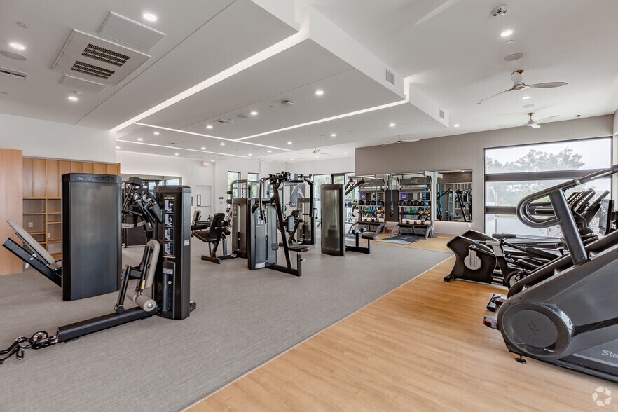 More Photos Of 101 Chamomile Gln, Escondido Apartments For Lease