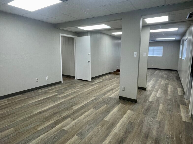 More Photos Of 442 Navigation Blvd, Corpus Christi Warehouse For Lease