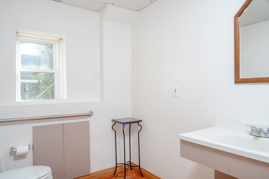 More Photos Of 50 East St, Franklin Loft Creative Space For Sale