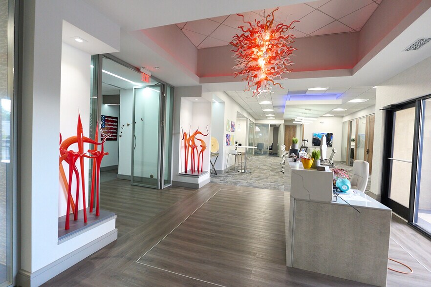 More Photos Of 7130 Buford Hwy NE, Doraville Restaurant For Sale