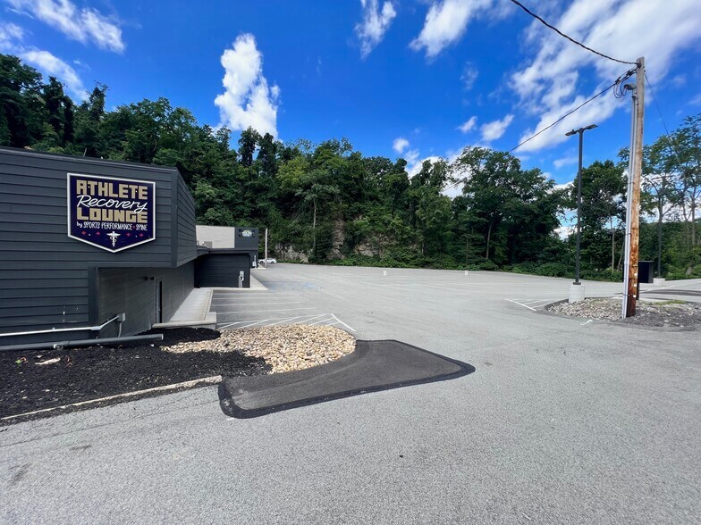 More Photos Of 2910 McKelvey Rd, Pittsburgh Health Club For Lease