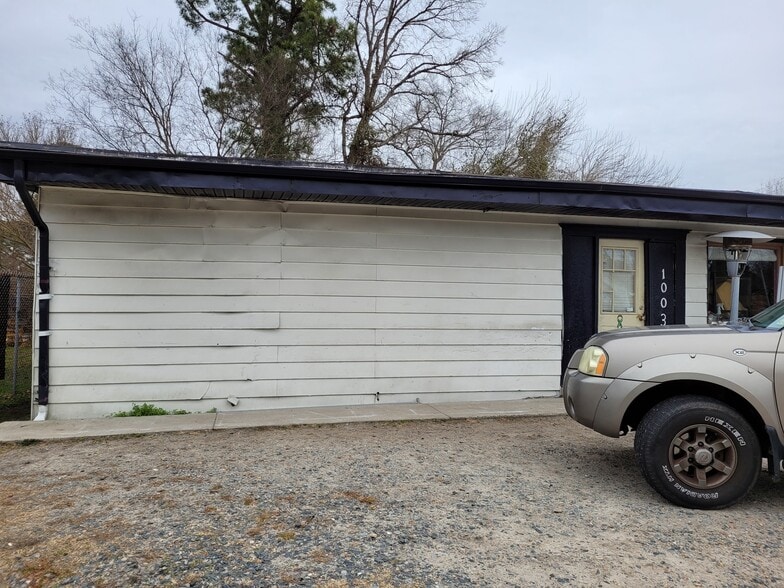 More Photos Of 1001-1003 Canal Dr, Chesapeake Freestanding For Sale