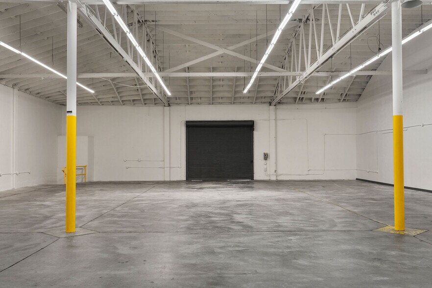 More Photos Of 3301 Maple Ave, Los Angeles Unknown For Lease