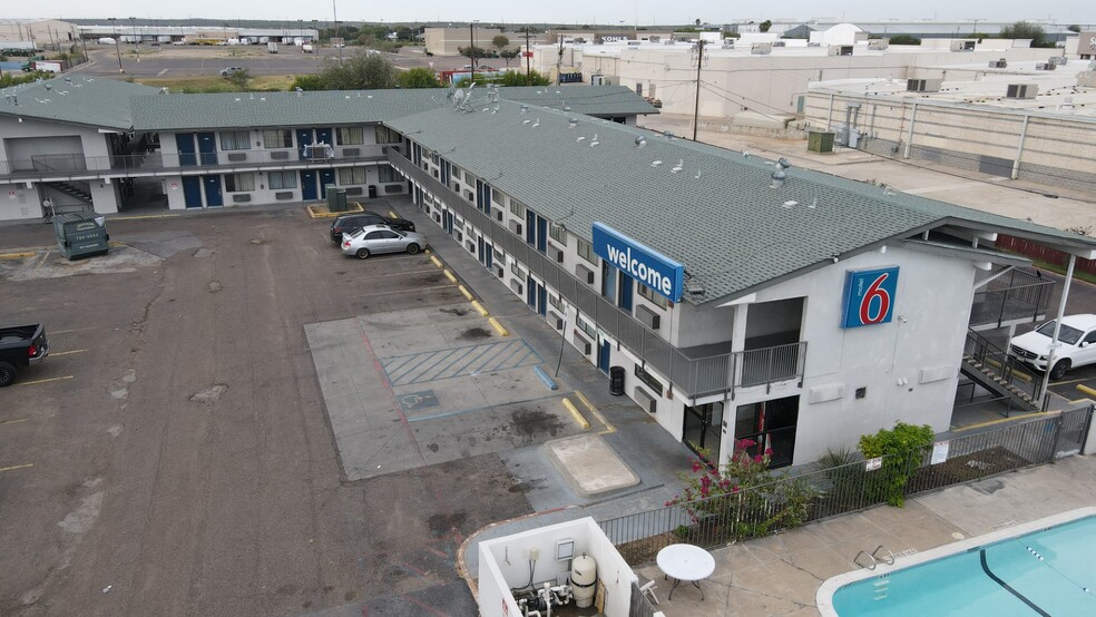 More Photos Of 5310 San Bernardo Ave, Laredo Hotel For Sale