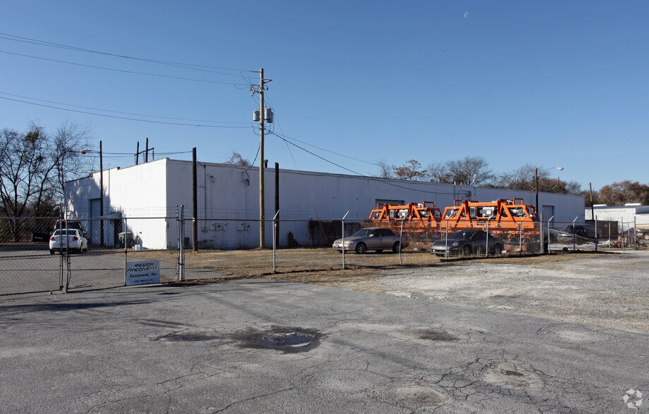 More Photos Of 1101 Louisville Rd, Savannah Unknown For Lease