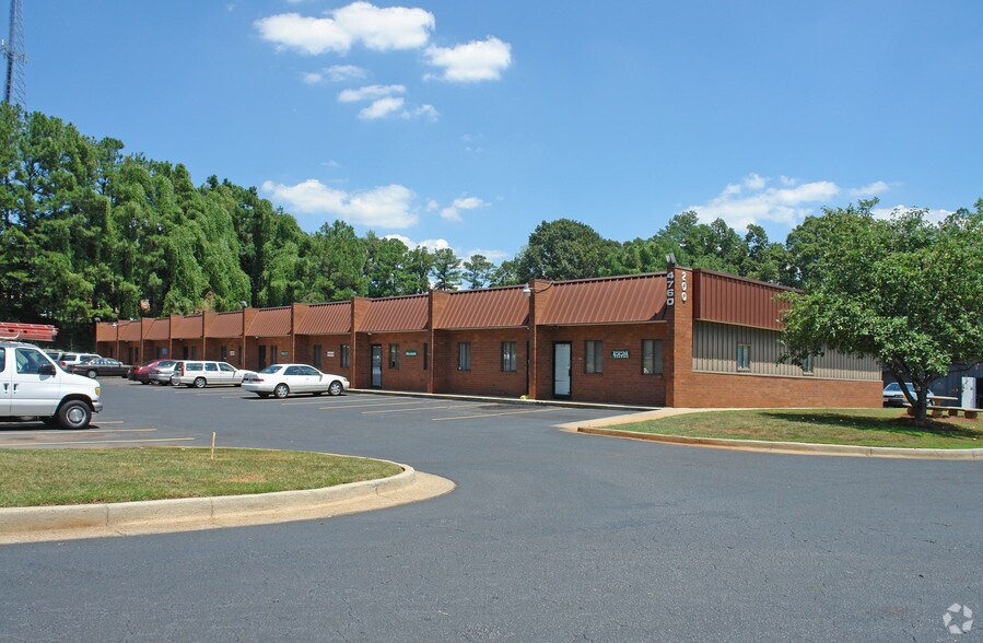 More Photos Of 4746 Hammermill Rd, Tucker Light Distribution For Lease