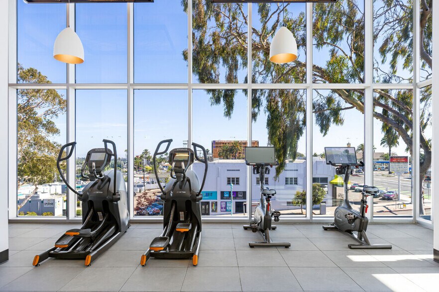 More Photos Of 4353 Park Blvd, San Diego Apartments For Lease