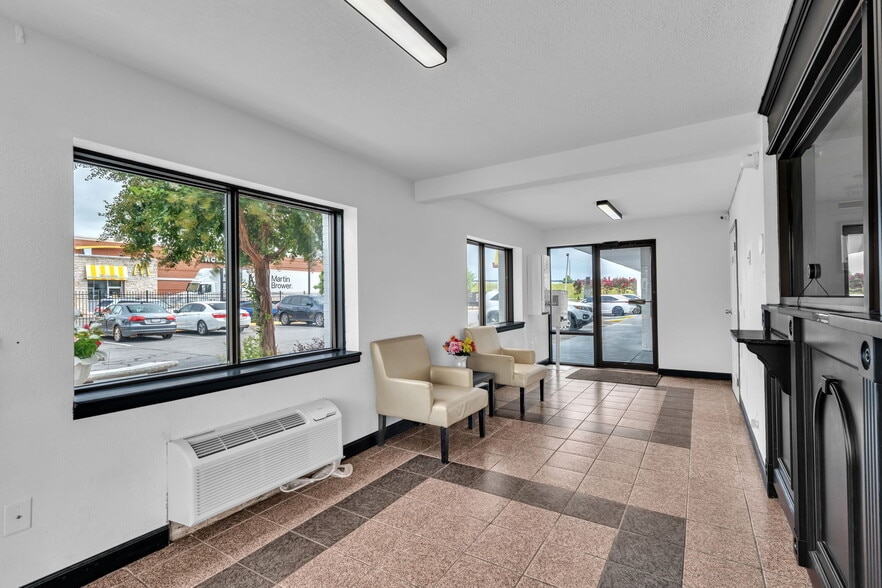 More Photos Of 962 Riverview Rd, Rock Hill Hotel For Sale