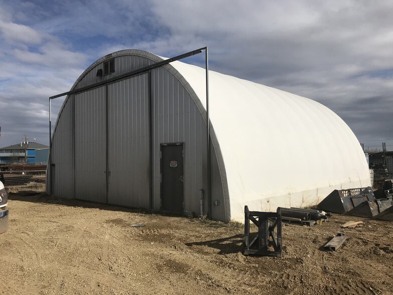 More Photos Of 4212 Hewlett Dr, Red Deer County Industrial For Sale