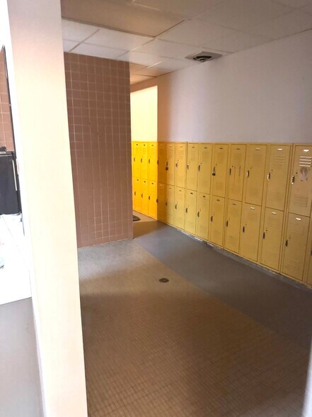 More Photos Of 204 Engineers Rd, Belle Chasse Warehouse For Lease