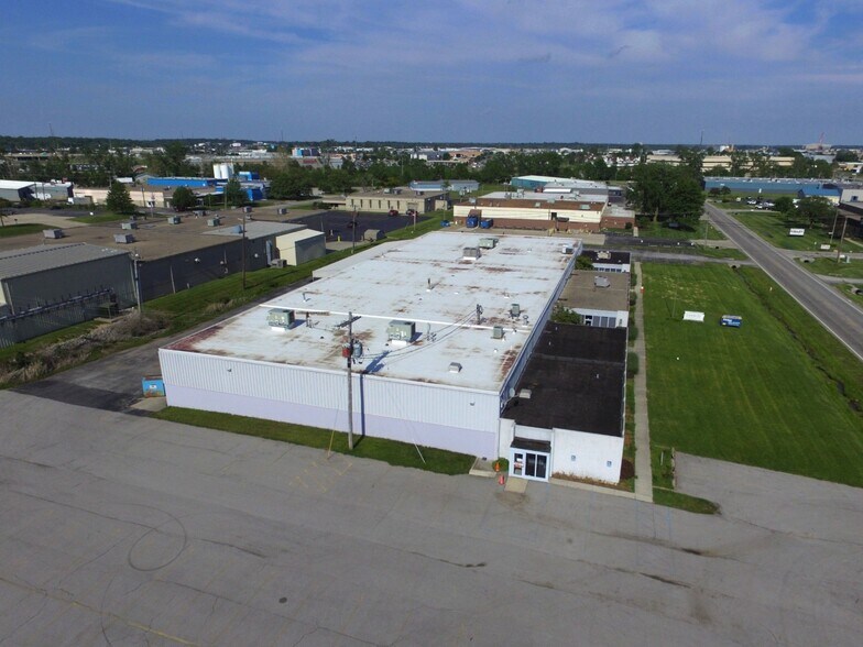 More Photos Of 1530 Progress Rd, Fort Wayne Manufacturing For Sale