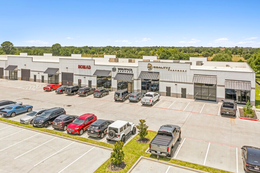 More Photos Of 6510 FM 359 Rd, Fulshear Light Manufacturing For Lease