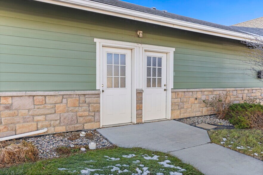 More Photos Of 800 Waterglen Dr, Fort Collins Freestanding For Sale