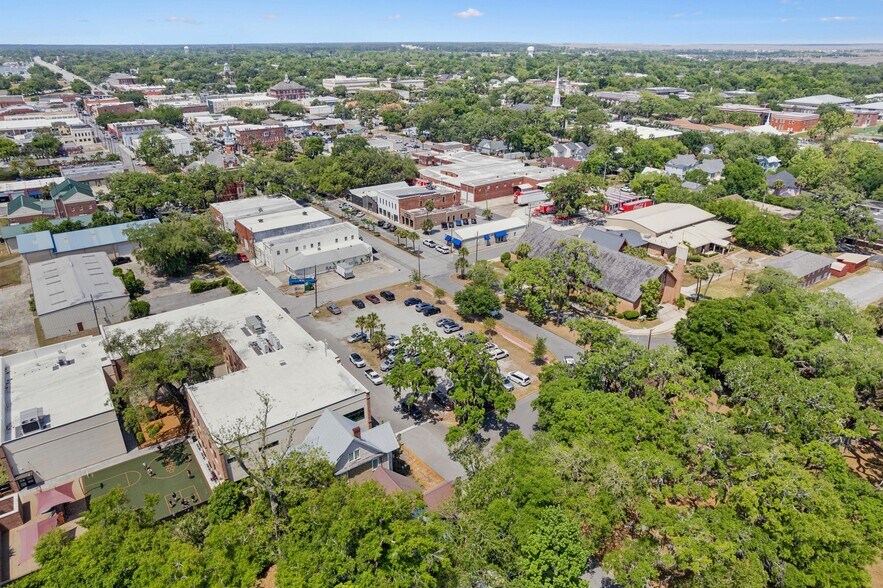 More Photos Of 1113 Grant St, Brunswick Apartments For Sale
