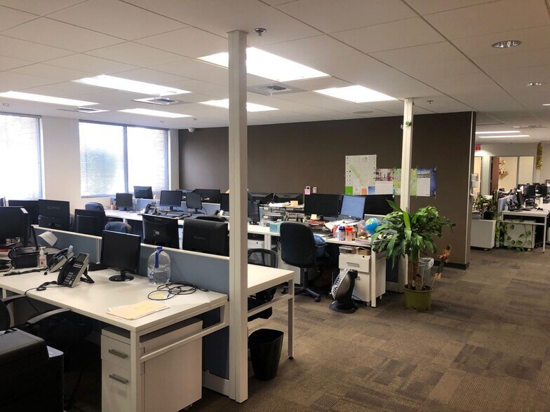 More Photos Of 301 E Foothill Blvd, Arcadia Office For Lease
