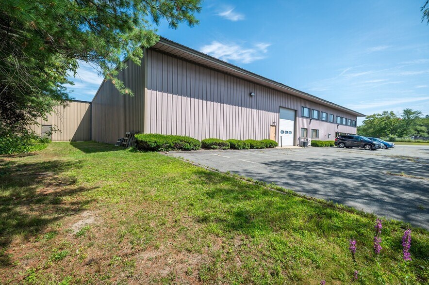 More Photos Of 44 Mitchell Rd, Ipswich Warehouse For Sale
