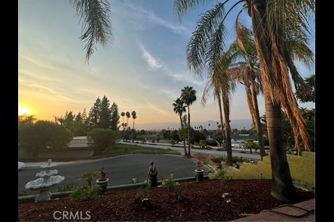 More Photos Of 470 E Crescent Ave, Redlands Specialty For Sale