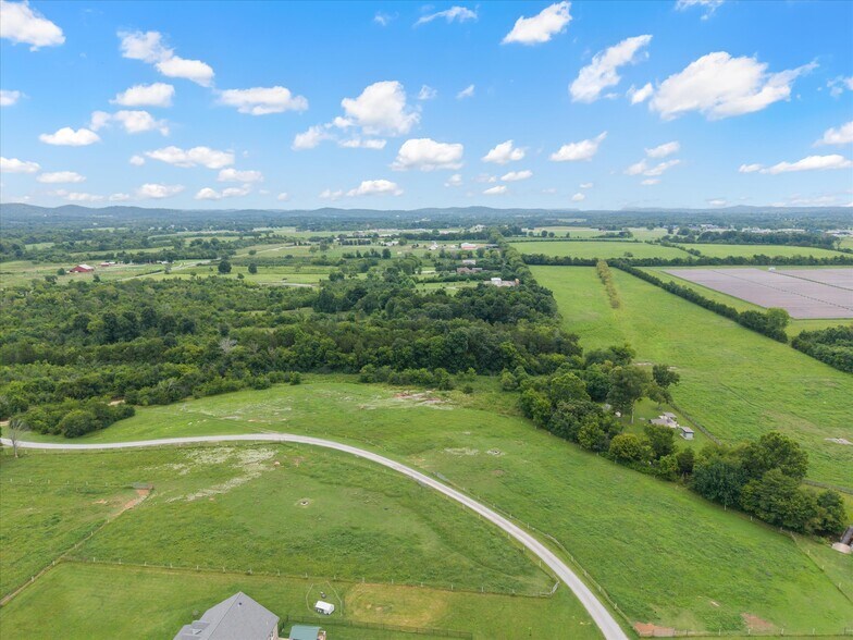 More Photos Of 221 Eady Rd, Shelbyville Land For Sale