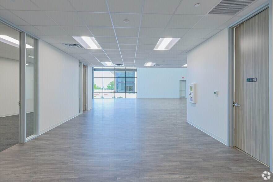 More Photos Of Hero Way West, Leander Unknown For Lease