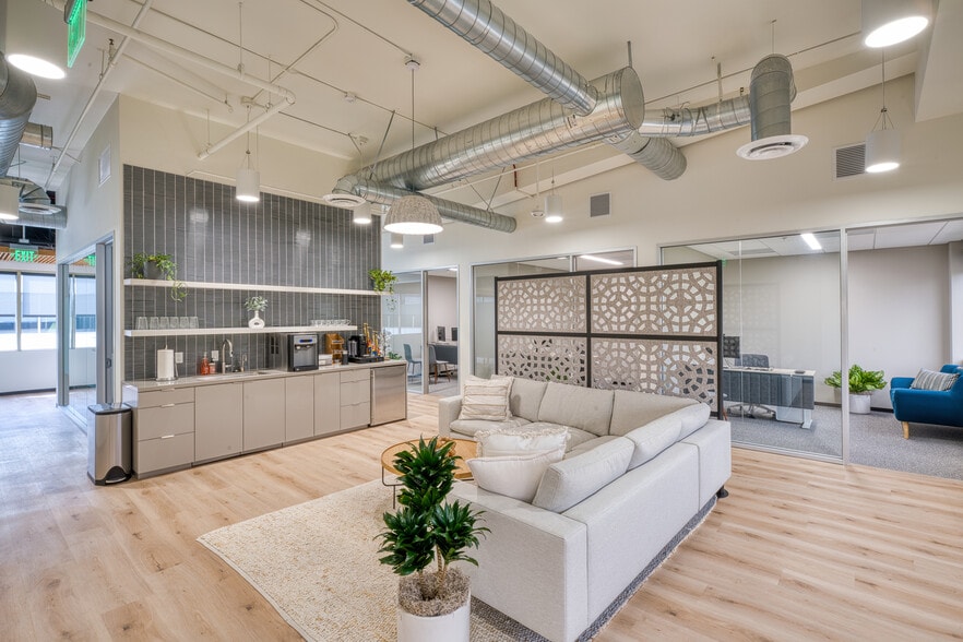 More Photos Of 3000 Ocean Park Blvd, Santa Monica Office For Lease