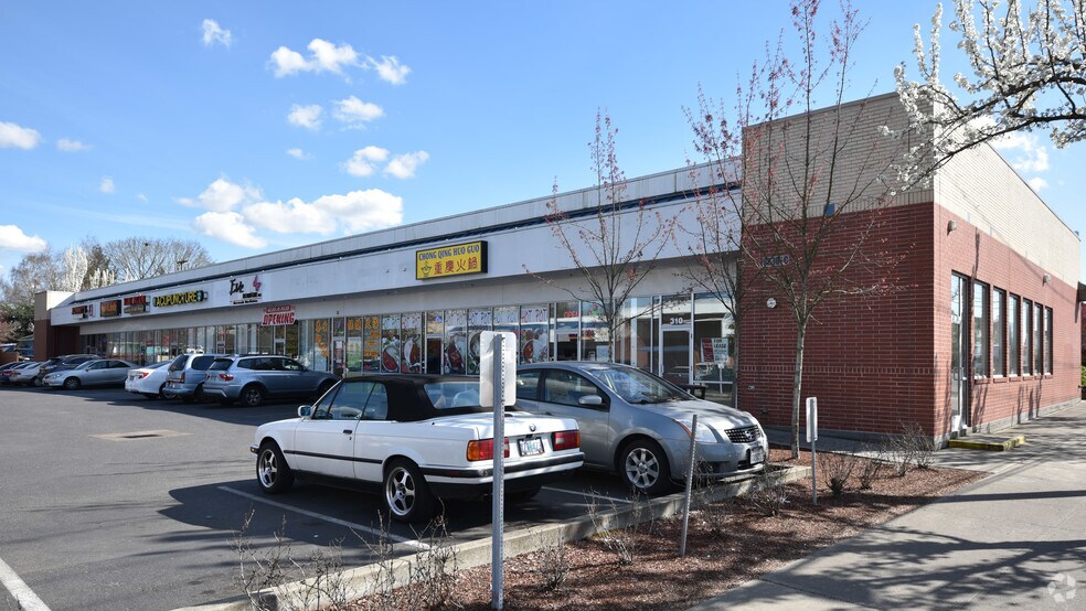 More Photos Of 8220-8230 SE Harrison St, Portland Unknown For Lease