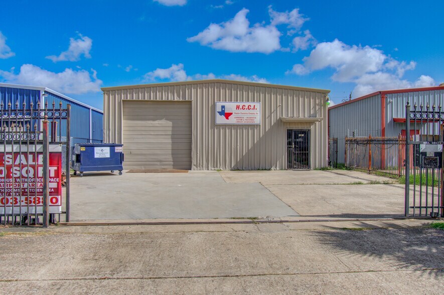 Primary Photo Of 7571 Morley St, Houston Warehouse For Sale