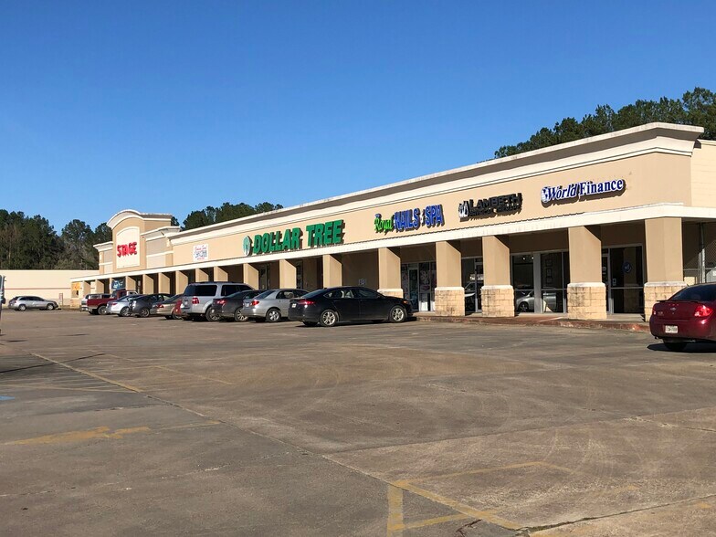 More Photos Of 1121 S Magnolia St, Woodville General Retail For Lease