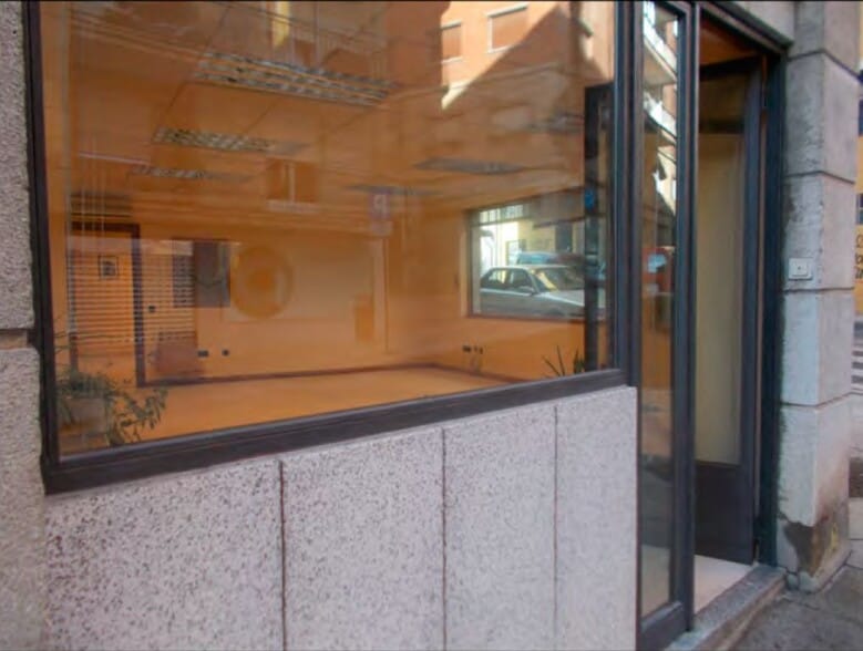 More Photos Of Caliz, Salamanca General Retail For Lease