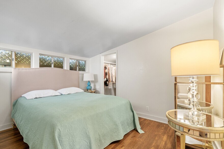 More Photos Of 516 Capitola Ave, Capitola Multifamily For Sale