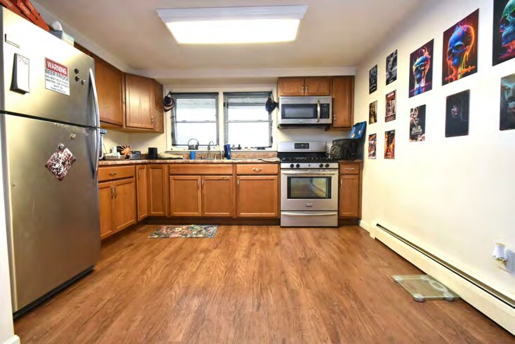 More Photos Of 517 E Monroe St, Metamora Multifamily For Sale